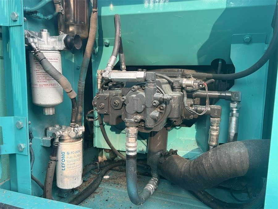 Excavadora de cadenas Kobelco SK 140: foto 7