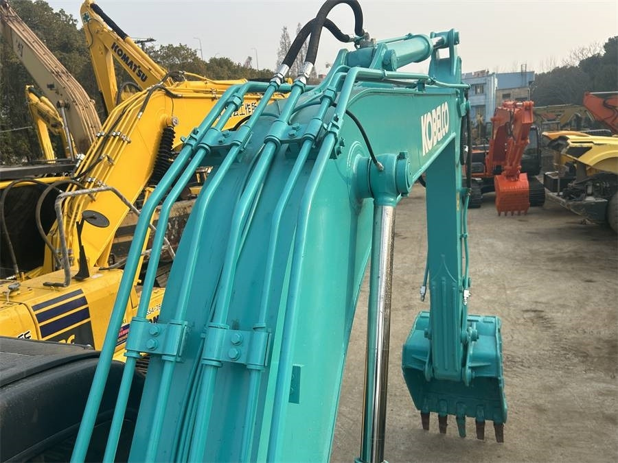 Excavadora de cadenas Kobelco SK 140: foto 10