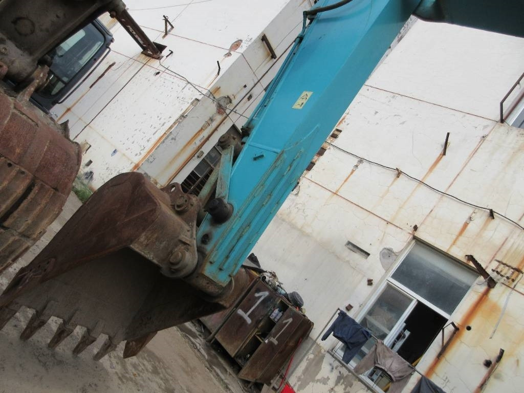 Kobelco SK 200 - Excavadora de cadenas: foto 4 Kobelco SK 200 - Excavadora de cadenas: foto 4