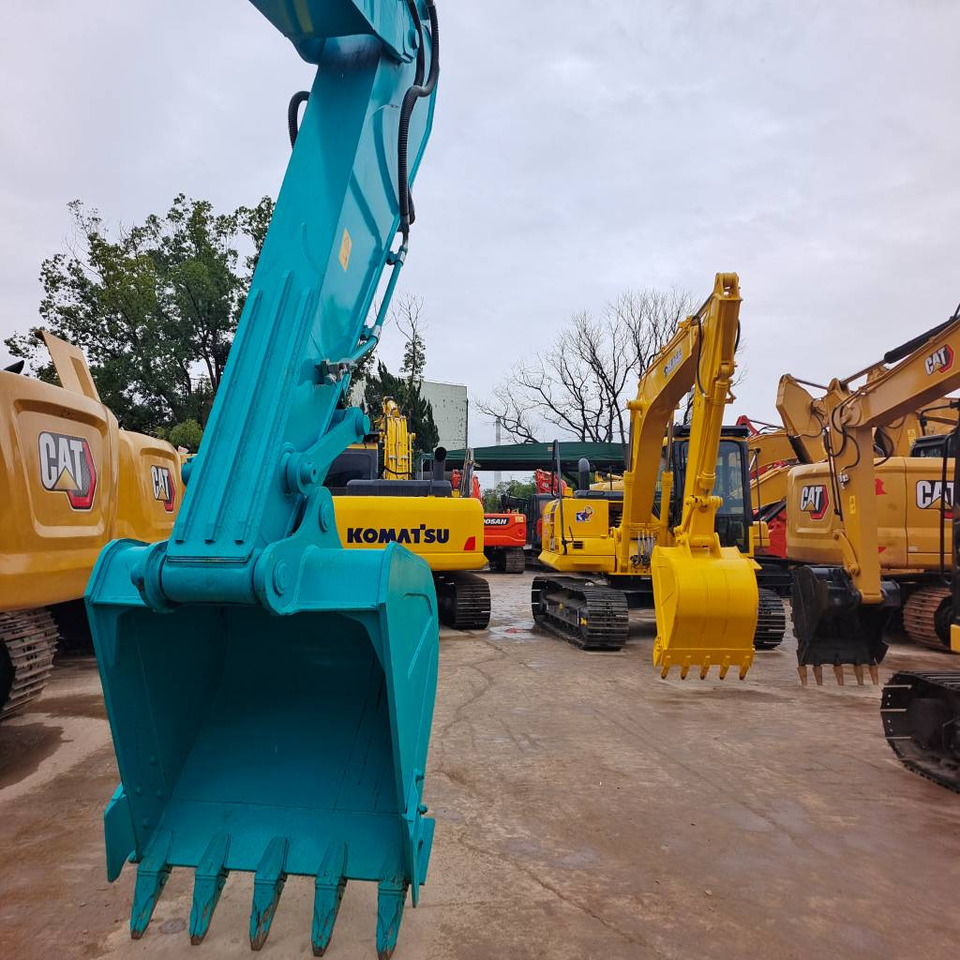 Excavadora de cadenas Kobelco SK 200: foto 6