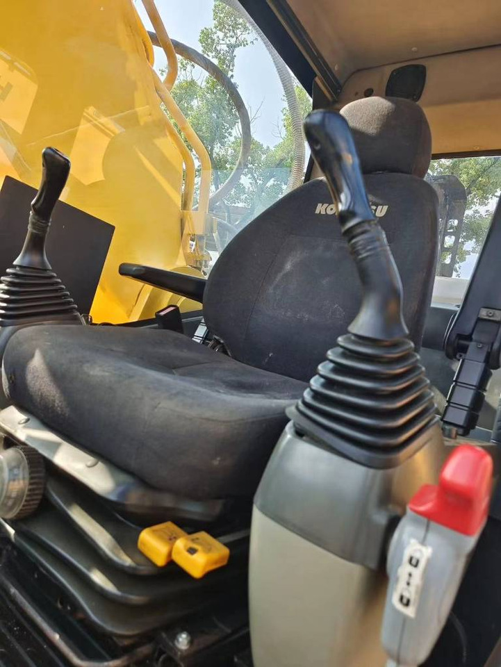 Komatsu PC 400 LC-8 - Excavadora de cadenas: foto 4 Komatsu PC 400 LC-8 - Excavadora de cadenas: foto 4