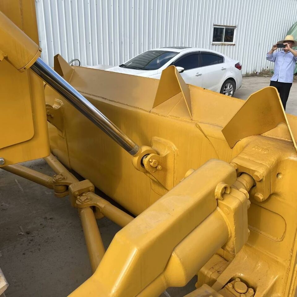 Shantui SD 22 3000 units machines in stock - Bulldozer: foto 4 Shantui SD 22 3000 units machines in stock - Bulldozer: foto 4