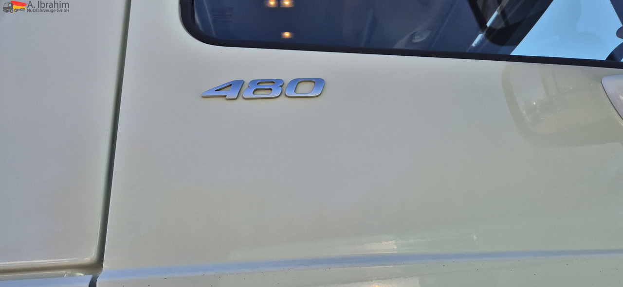 Daf XF 480 FT einsatzbereit Vollspoiler, Retarder 2xTank - Cabeza tractora: foto 5 Daf XF 480 FT einsatzbereit Vollspoiler, Retarder 2xTank - Cabeza tractora: foto 5