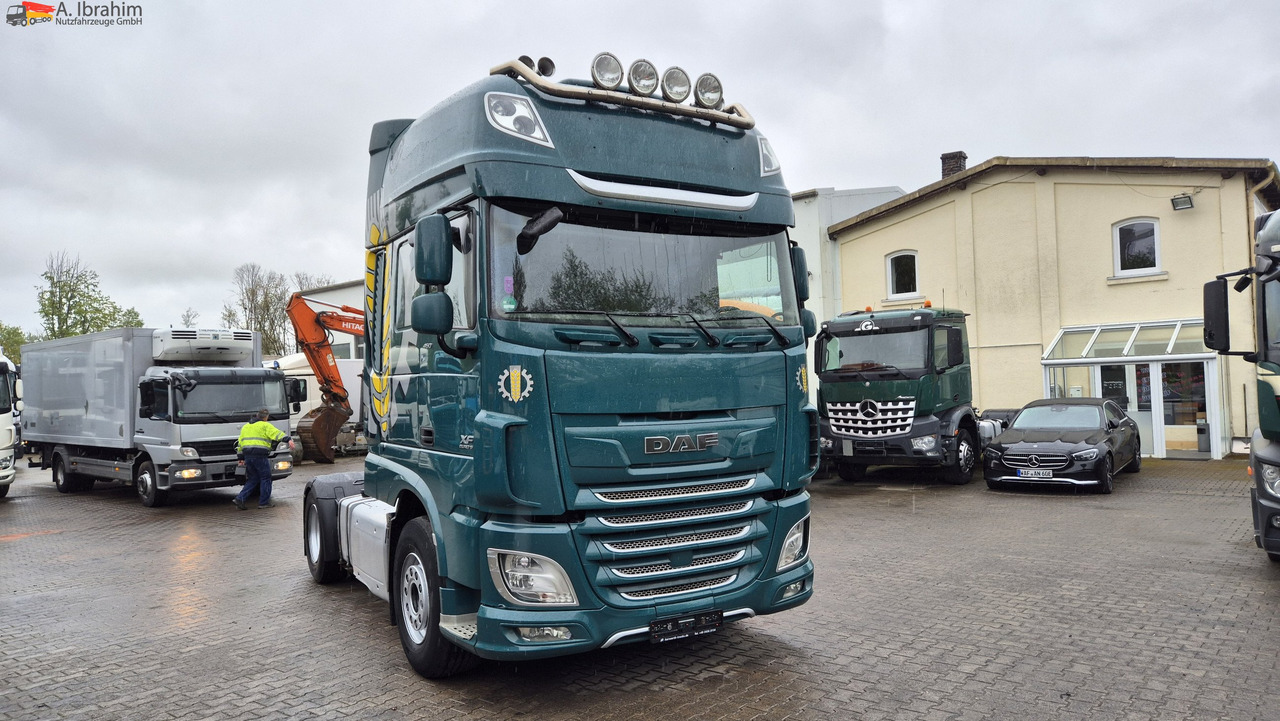 Cabeza tractora Daf XF460 FT Spoiler, Kipphydr., Retarder, Standklima deutsches Fahrzeug 1. Hand: foto 9