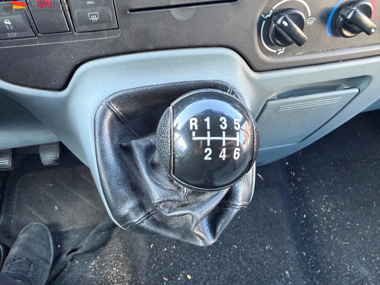 Ford Transit Turneo 100 T260 2.2 L | Euro 5 - Furgoneta pequeña: foto 2 Ford Transit Turneo 100 T260 2.2 L | Euro 5 - Furgoneta pequeña: foto 2