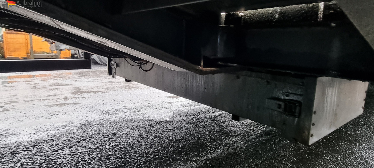 Goldhofer TU-L 3-24/80 Tieflader 10.00 m Ladefläche - Góndola rebajadas remolque: foto 5 Goldhofer TU-L 3-24/80 Tieflader 10.00 m Ladefläche - Góndola rebajadas remolque: foto 5