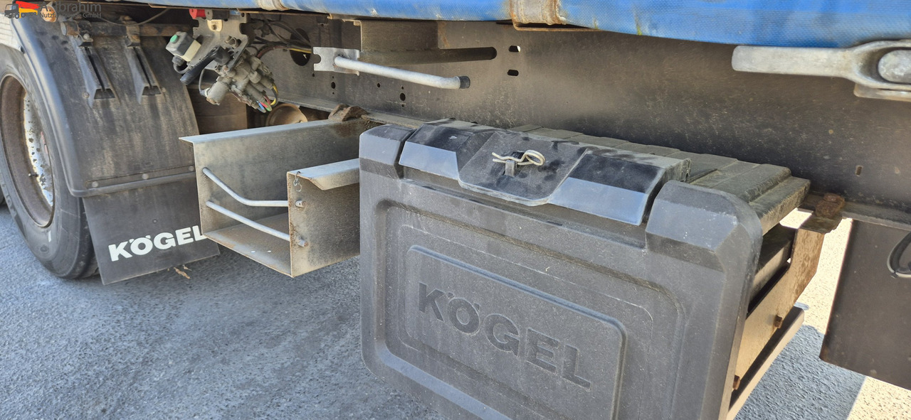 Kögel SN24 Standard, Edscha, Trommelbremse - Semirremolque lona: foto 2 Kögel SN24 Standard, Edscha, Trommelbremse - Semirremolque lona: foto 2