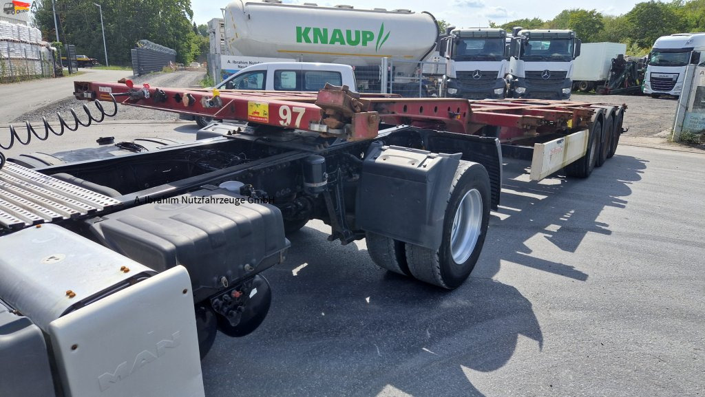 Krone SD Containerchassis 2x 20, 30, 40 ft deutscher Auflieger, ausziehbar - Portacontenedore/ Intercambiable semirremolque: foto 1 Krone SD Containerchassis 2x 20, 30, 40 ft deutscher Auflieger, ausziehbar - Portacontenedore/ Intercambiable semirremolque: foto 1