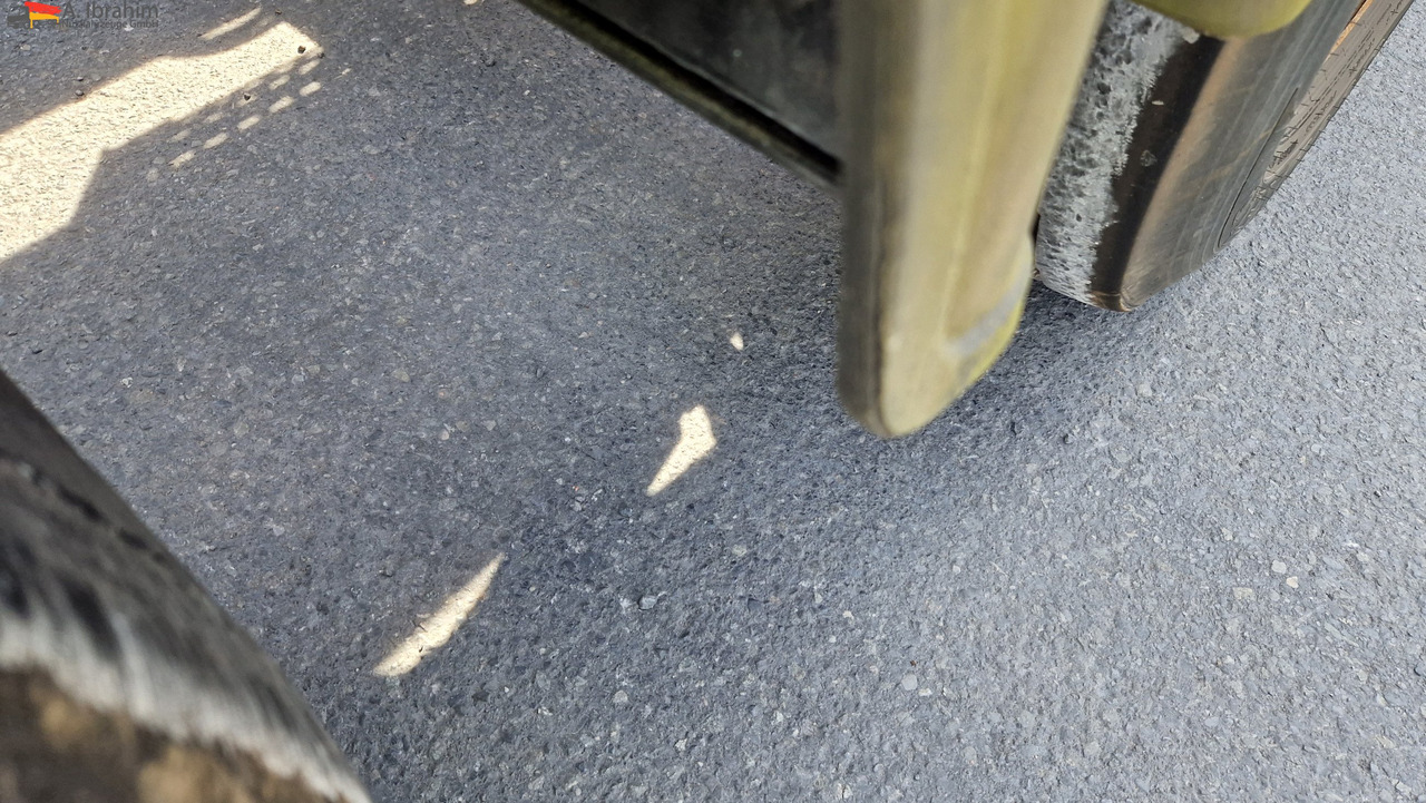 Krone SD Containerchassis 2x 20, 30, 40 ft deutscher Auflieger, ausziehbar - Portacontenedore/ Intercambiable semirremolque: foto 3 Krone SD Containerchassis 2x 20, 30, 40 ft deutscher Auflieger, ausziehbar - Portacontenedore/ Intercambiable semirremolque: foto 3