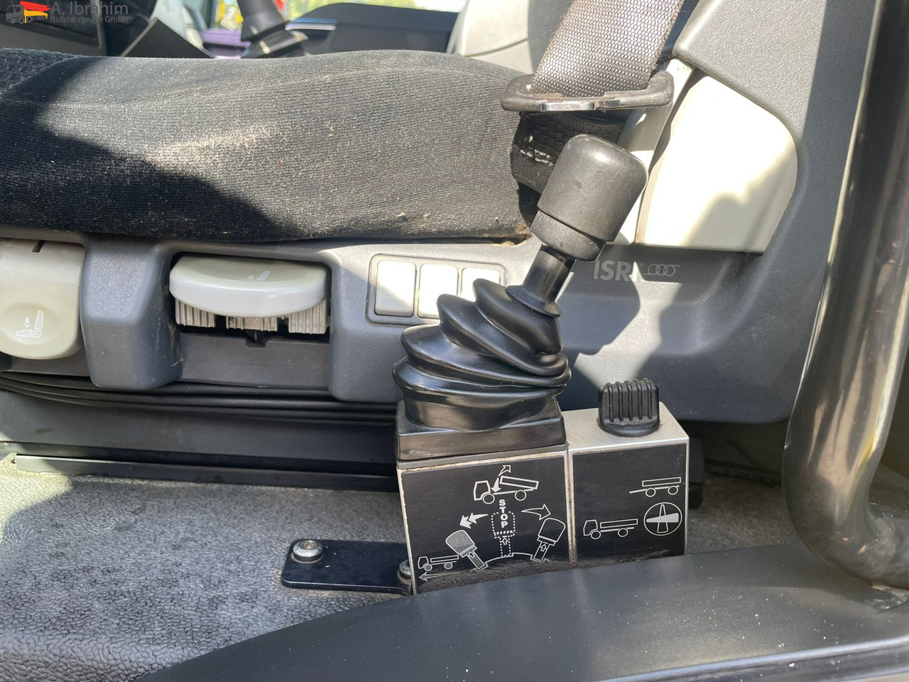 MAN TGS 26.480 Meiller 3 Seiten | 6x4 | Schalter | 3 Pedals | deutsches Fahrzeug - Volquete camión: foto 4 MAN TGS 26.480 Meiller 3 Seiten | 6x4 | Schalter | 3 Pedals | deutsches Fahrzeug - Volquete camión: foto 4