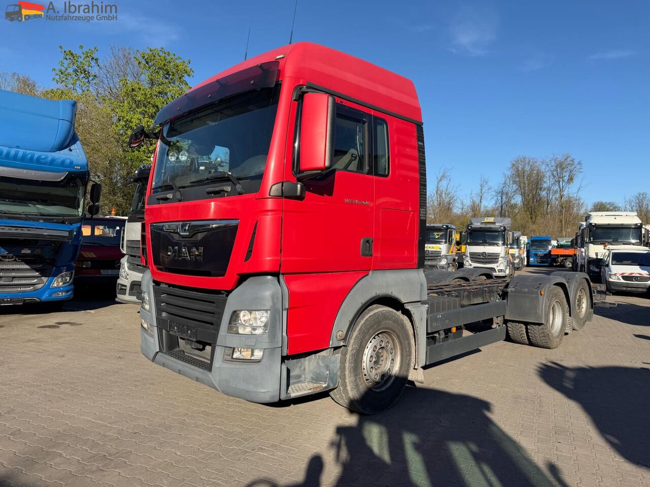 MAN TGX 26.460 6x2 Liftachse Retarder - Chasis camión: foto 1 MAN TGX 26.460 6x2 Liftachse Retarder - Chasis camión: foto 1
