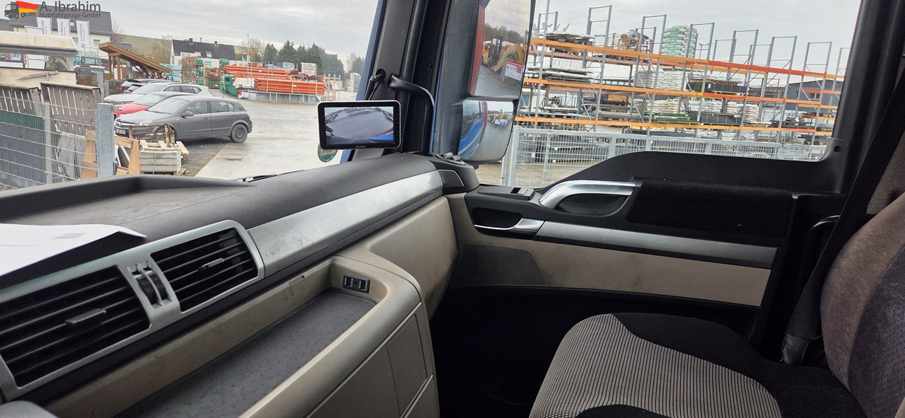 MAN TGX 26.460 BDF | 6x2 | Liftachse Retarder | 2xVorhanden | klima - Portacontenedore/ Intercambiable camión: foto 4 MAN TGX 26.460 BDF | 6x2 | Liftachse Retarder | 2xVorhanden | klima - Portacontenedore/ Intercambiable camión: foto 4