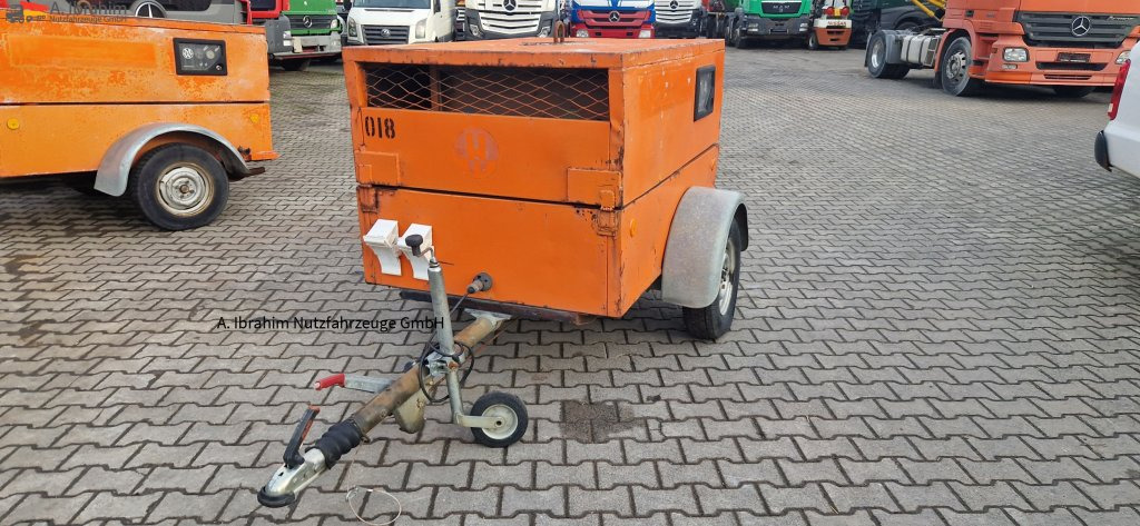 Demag SC 40 DS-2 Kompressor, Deutzmotor - Maquinaria de construcción: foto 1 Demag SC 40 DS-2 Kompressor, Deutzmotor - Maquinaria de construcción: foto 1