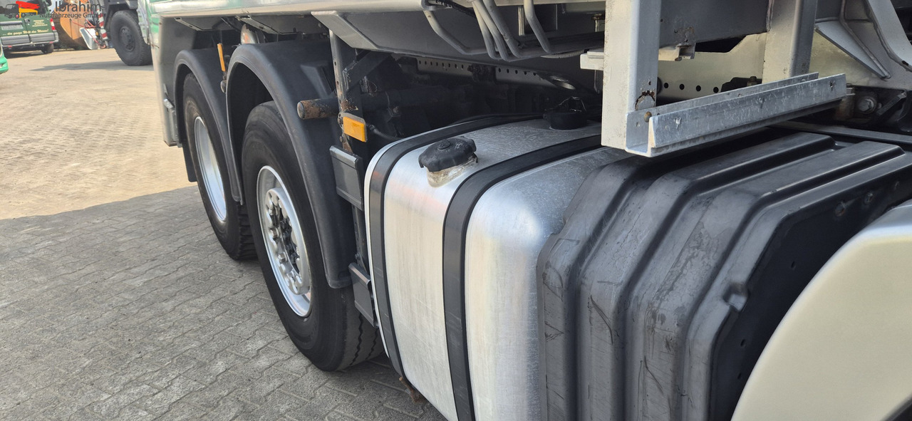 Mercedes-Benz 2546 L Meiller Absetzkipper 6x2, Vorlauf-Lenkachse, mp3 - Portacontenedor de cadenas camión: foto 5 Mercedes-Benz 2546 L Meiller Absetzkipper 6x2, Vorlauf-Lenkachse, mp3 - Portacontenedor de cadenas camión: foto 5
