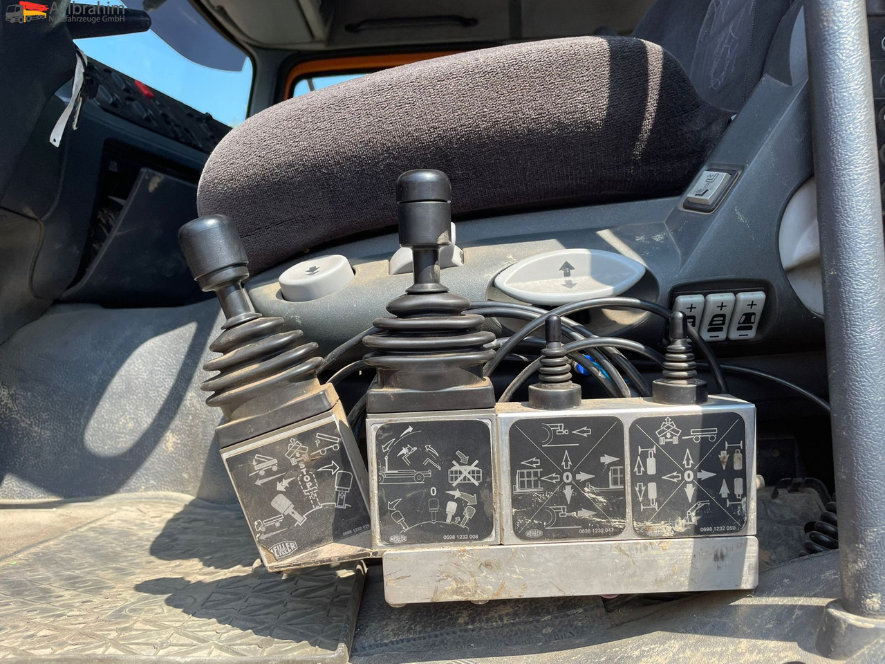 Mercedes-Benz 2643 6x4 | Blatt Luft | Meiller Haken, mp1 - Multibasculante camión: foto 3 Mercedes-Benz 2643 6x4 | Blatt Luft | Meiller Haken, mp1 - Multibasculante camión: foto 3