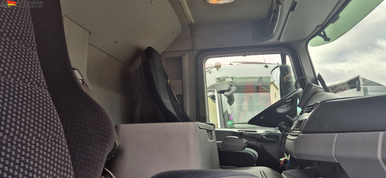 Mercedes-Benz DB 2536, 7,50 m Koffer LBW, Kamera, Carrier 850 Liftachse, mp3 - Frigorífico camión: foto 3 Mercedes-Benz DB 2536, 7,50 m Koffer LBW, Kamera, Carrier 850 Liftachse, mp3 - Frigorífico camión: foto 3