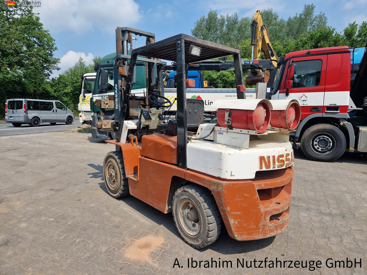 Carretilla elevadora Nissan BF 03-40 4t Stapler: foto 13
