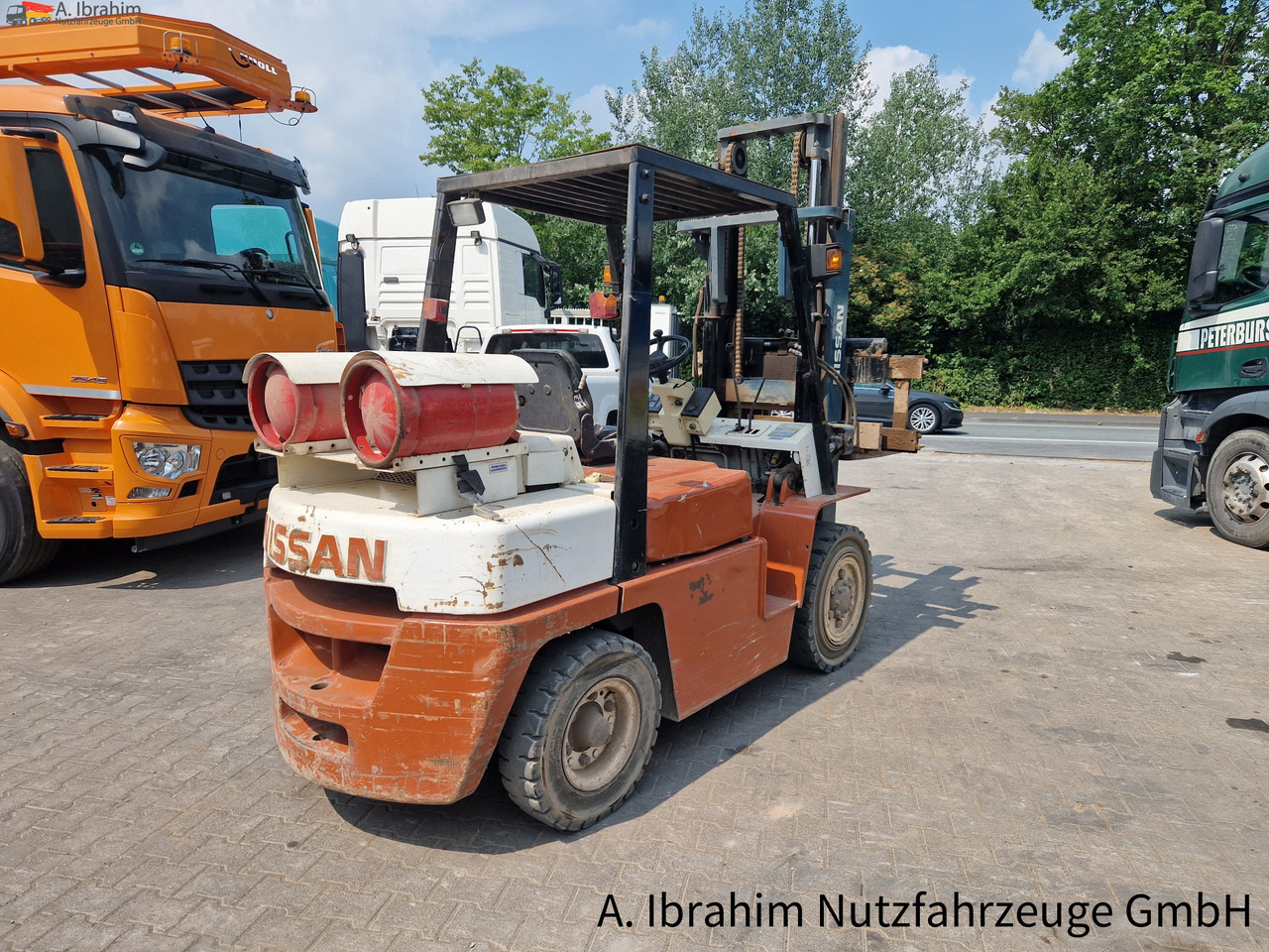 Carretilla elevadora Nissan BF 03-40 4t Stapler: foto 11