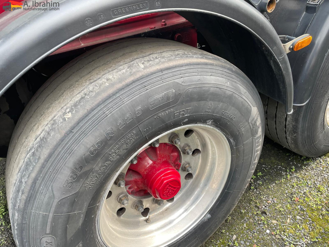 O.M.E.P.S Unfall, voll fahrbereit 35 cbm - Semirremolque silo: foto 4 O.M.E.P.S Unfall, voll fahrbereit 35 cbm - Semirremolque silo: foto 4