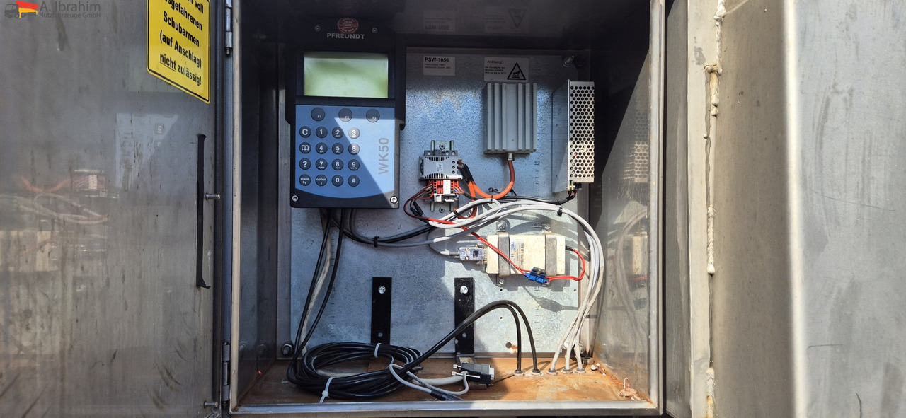 Scania P 380 Edelstahlkipper Tierentsorgung - Volquete camión: foto 4 Scania P 380 Edelstahlkipper Tierentsorgung - Volquete camión: foto 4