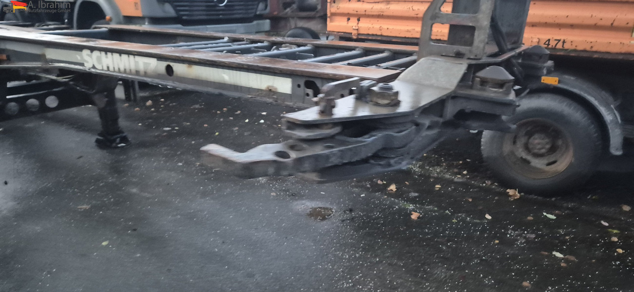 Schmitz SCF24 2x20,30,40,45 ft Multichassis, ausziehbar - Portacontenedore/ Intercambiable semirremolque: foto 2 Schmitz SCF24 2x20,30,40,45 ft Multichassis, ausziehbar - Portacontenedore/ Intercambiable semirremolque: foto 2