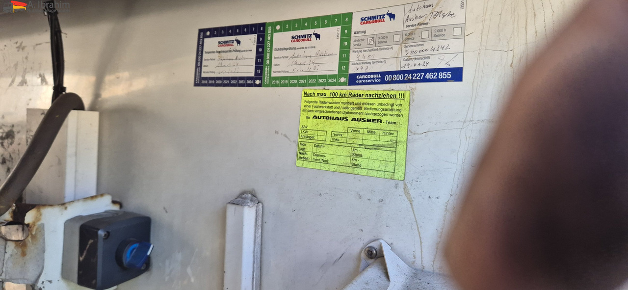 Schmitz SKO 24 Stirnwandschaden, voll fahrbereit Schmitz Kühlaggregat - Frigorífico semirremolque: foto 4 Schmitz SKO 24 Stirnwandschaden, voll fahrbereit Schmitz Kühlaggregat - Frigorífico semirremolque: foto 4
