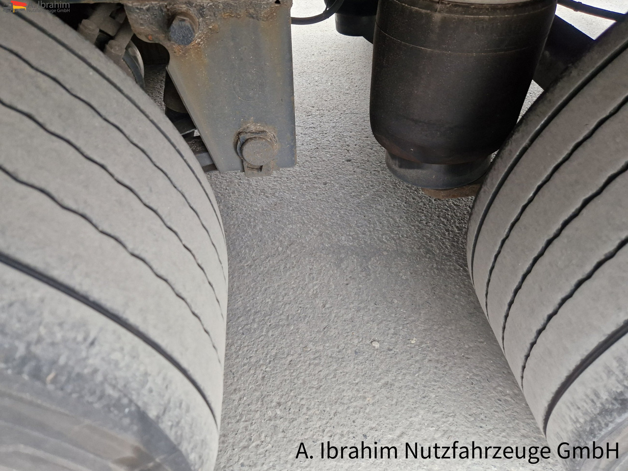 Wellmeyer TK018 Durchlader Frigoblock Zustand sauber, Durchlader, Portaltüren - Frigorífico remolque: foto 5 Wellmeyer TK018 Durchlader Frigoblock Zustand sauber, Durchlader, Portaltüren - Frigorífico remolque: foto 5