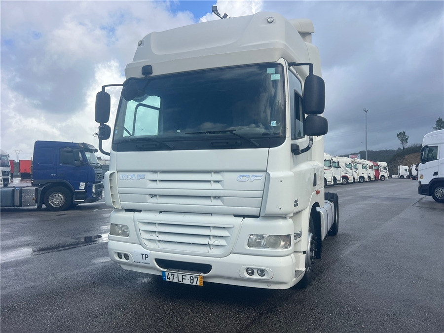 DAF CF 85.410 - Cabeza tractora: foto 2 DAF CF 85.410 - Cabeza tractora: foto 2