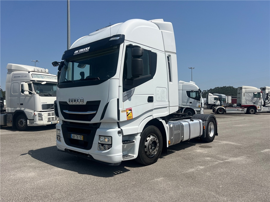 Iveco AS440S46T/P - Cabeza tractora: foto 1 Iveco AS440S46T/P - Cabeza tractora: foto 1