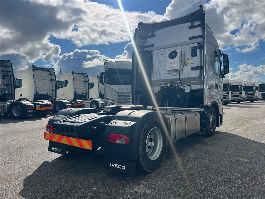 Iveco S-WAY 500 - Cabeza tractora: foto 5 Iveco S-WAY 500 - Cabeza tractora: foto 5