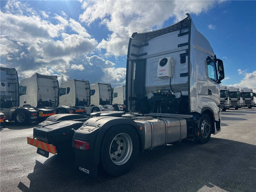 Iveco S-WAY 500 - Cabeza tractora: foto 4 Iveco S-WAY 500 - Cabeza tractora: foto 4