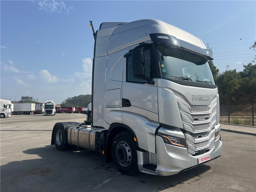 Iveco S-WAY 500 - Cabeza tractora: foto 3 Iveco S-WAY 500 - Cabeza tractora: foto 3