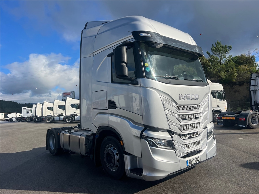 Iveco S-WAY 500 - Cabeza tractora: foto 3 Iveco S-WAY 500 - Cabeza tractora: foto 3