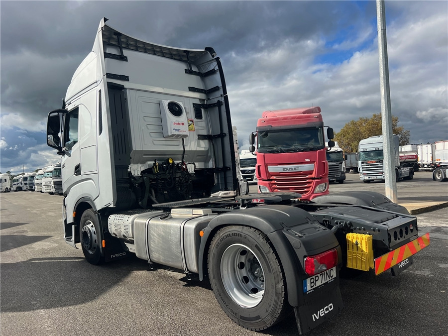 Iveco S-WAY 500 - Cabeza tractora: foto 4 Iveco S-WAY 500 - Cabeza tractora: foto 4