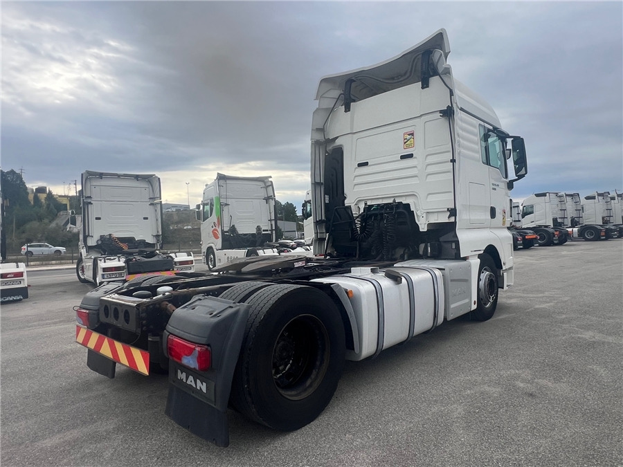 MAN TGX 18.480 / RETARDER - Cabeza tractora: foto 4 MAN TGX 18.480 / RETARDER - Cabeza tractora: foto 4