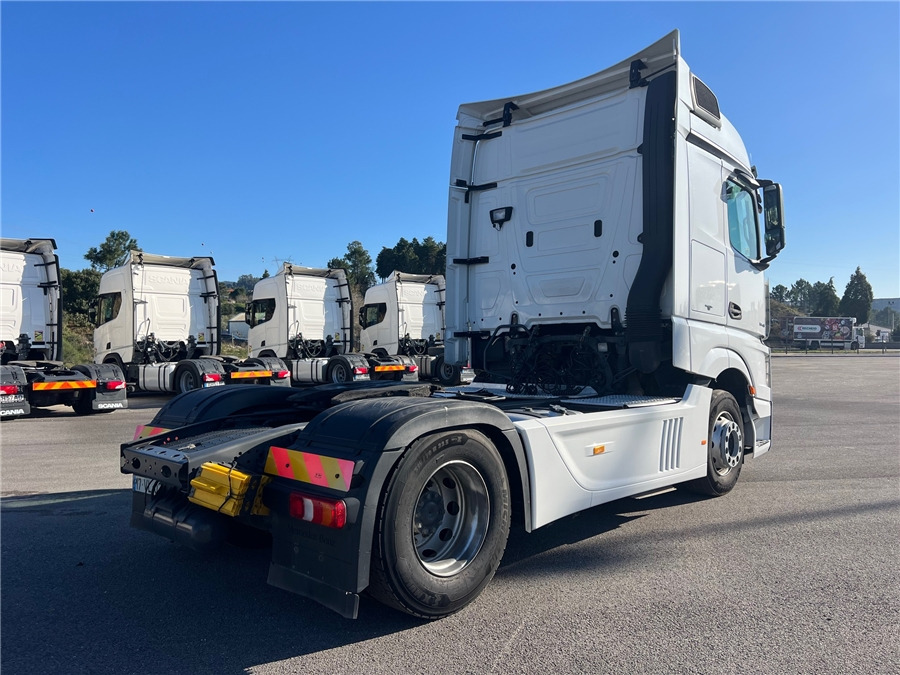 MERCEDES-BENZ 1845 / RETARDER - Cabeza tractora: foto 4 MERCEDES-BENZ 1845 / RETARDER - Cabeza tractora: foto 4