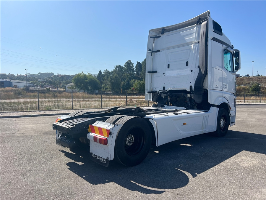 MERCEDES-BENZ ACTROS 1845 LS - Cabeza tractora: foto 4 MERCEDES-BENZ ACTROS 1845 LS - Cabeza tractora: foto 4
