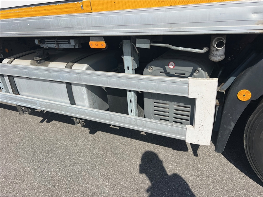Frigorífico camión Iveco 140E25: foto 10 Frigorífico camión Iveco 140E25: foto 10