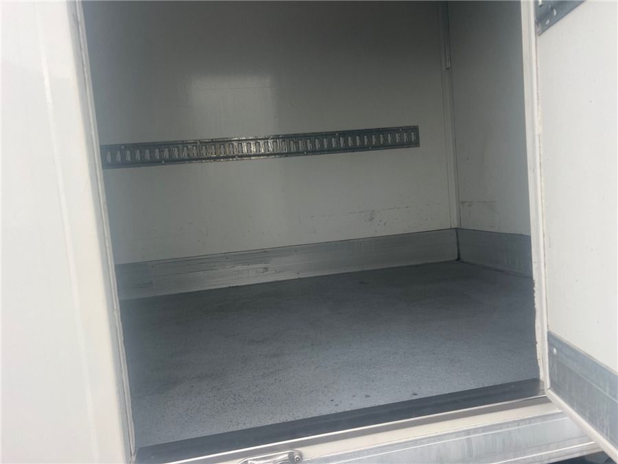 Frigorífico furgoneta Mitsubishi Canter: foto 8 Frigorífico furgoneta Mitsubishi Canter: foto 8