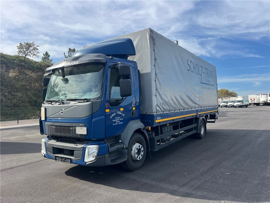 Volvo FL - Camión lona: foto 1 Volvo FL - Camión lona: foto 1