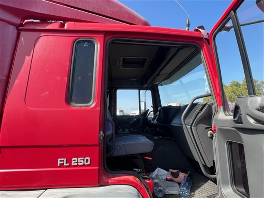 Volvo FL250 - Chasis camión: foto 5 Volvo FL250 - Chasis camión: foto 5