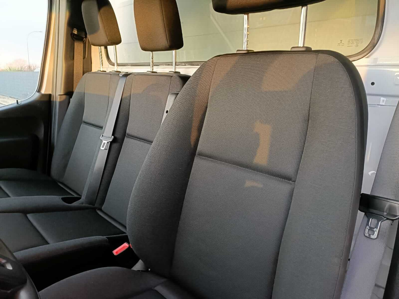 Furgoneta con caja de lona MERCEDES BENZ SPRINTER 416 160 CV: foto 10 Furgoneta con caja de lona MERCEDES BENZ SPRINTER 416 160 CV: foto 10