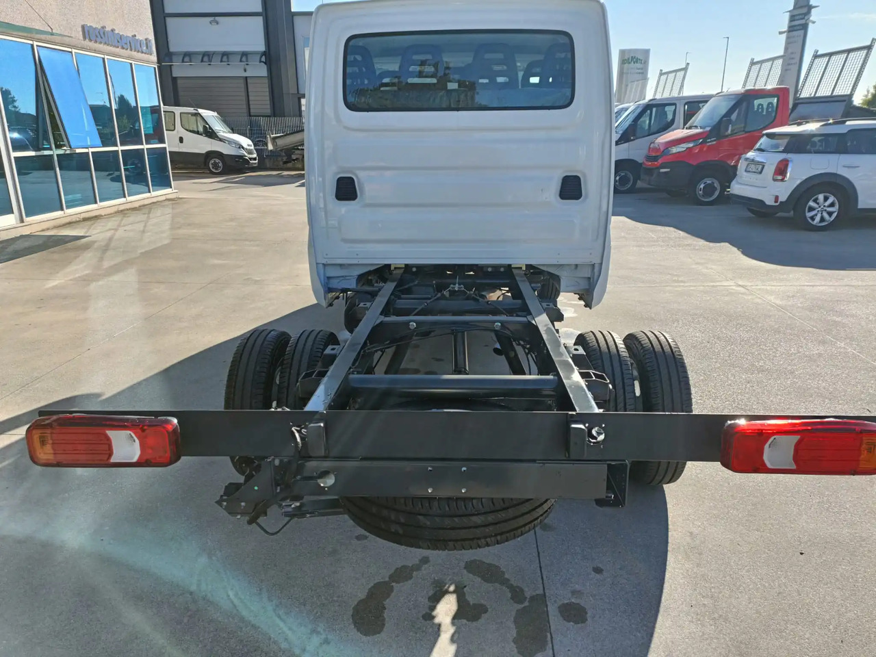 IVECO DAILY 35C16 DOPPIA CABINA 7 POSTI - Vehículo comercial ligero: foto 3 IVECO DAILY 35C16 DOPPIA CABINA 7 POSTI - Vehículo comercial ligero: foto 3