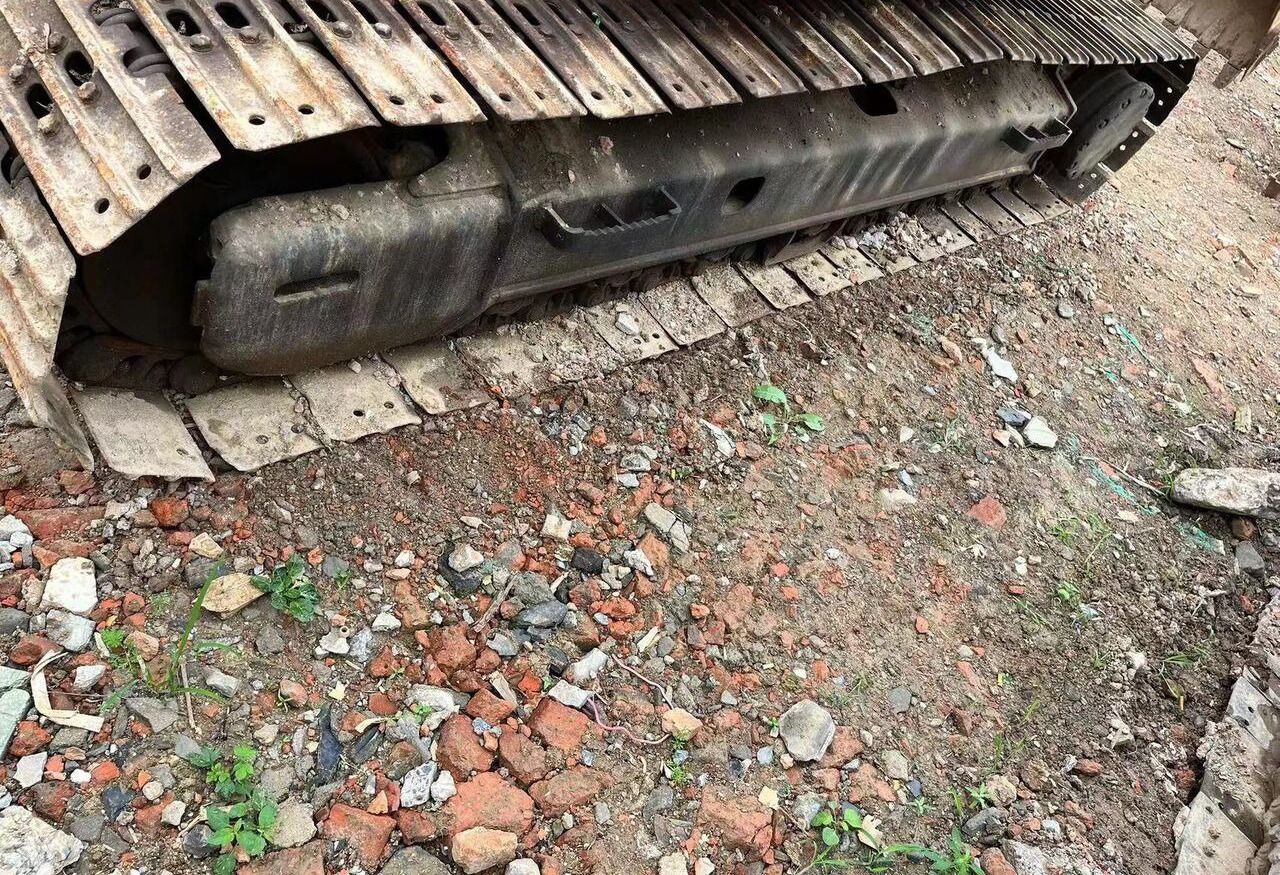 Hitachi ZX135 - Excavadora de cadenas: foto 3 Hitachi ZX135 - Excavadora de cadenas: foto 3