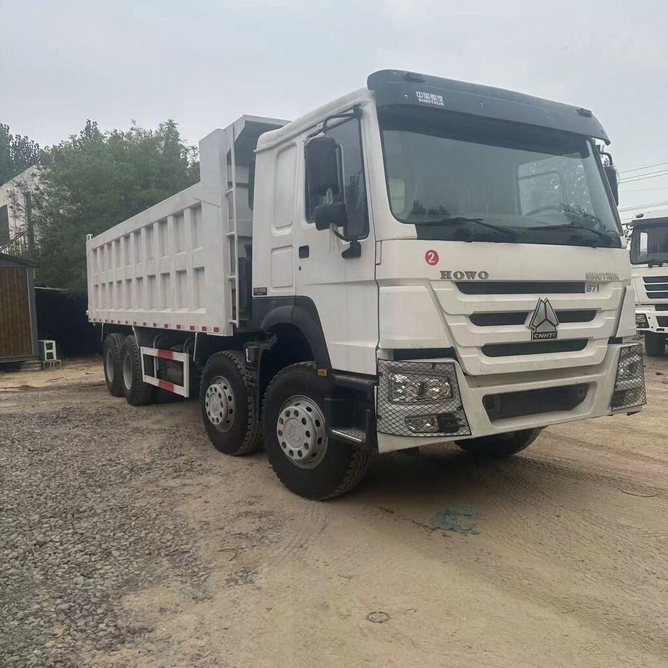 Howo 371 8X4 - Volquete camión: foto 5 Howo 371 8X4 - Volquete camión: foto 5