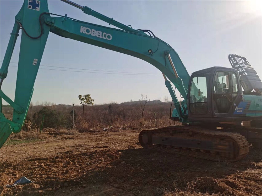 Excavadora de cadenas Kobelco SK210: foto 8