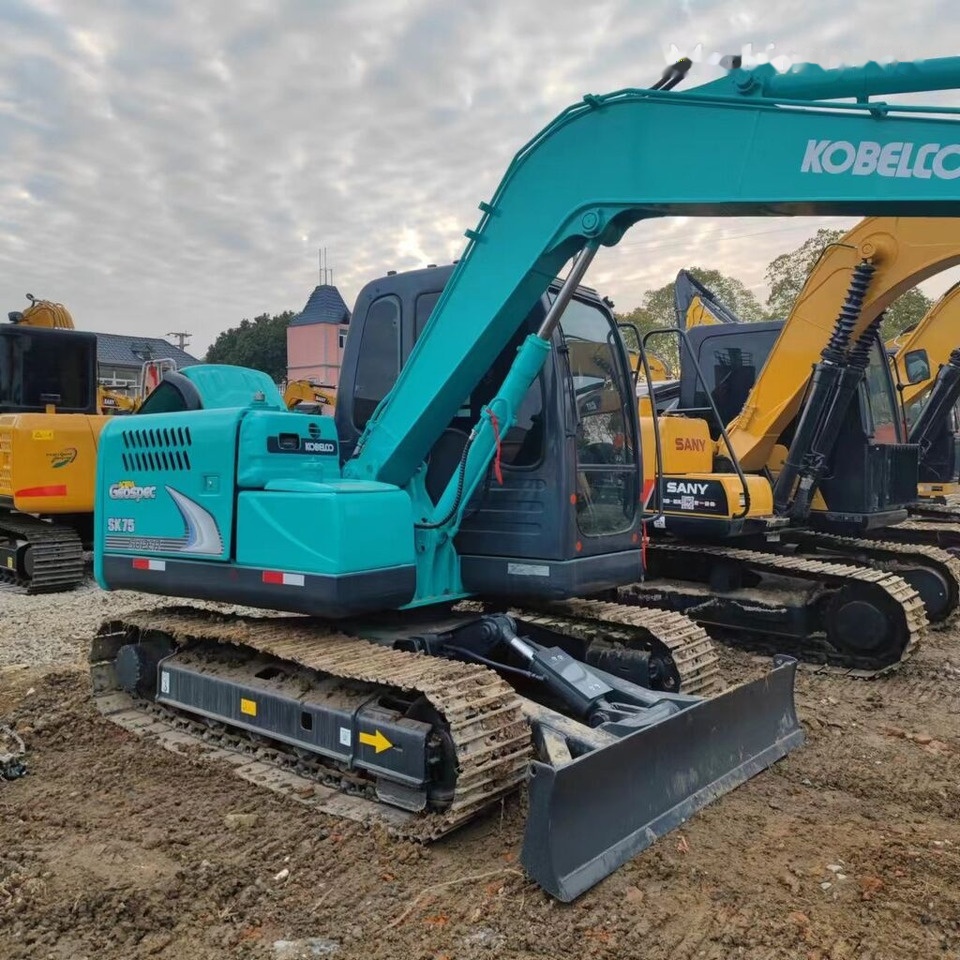 Kobelco SK75 - Miniexcavadora: foto 1 Kobelco SK75 - Miniexcavadora: foto 1