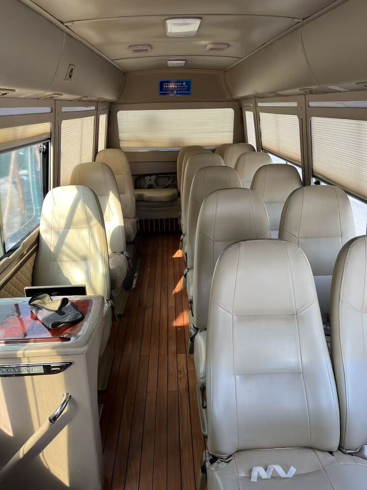 Toyota Coaster - Autobús urbano: foto 5 Toyota Coaster - Autobús urbano: foto 5