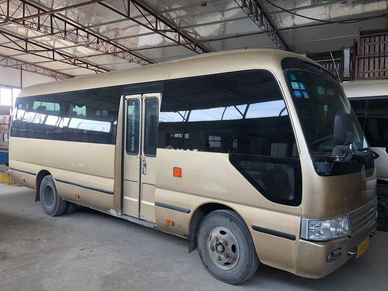 Toyota Coaster - Autobús urbano: foto 2 Toyota Coaster - Autobús urbano: foto 2