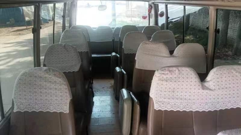 Toyota Coaster - Autobús urbano: foto 4 Toyota Coaster - Autobús urbano: foto 4